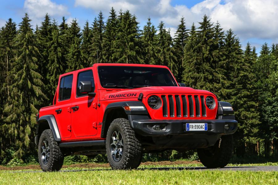  Jeep Wrangler Unlimited Rubicon (JL) 2018 года  (EU) (фото 10 из 46)